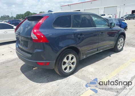 2013 Volvo Xc60 3.2 Premier Plus из США, поврежденный, VIN YV4952DL9D2379001